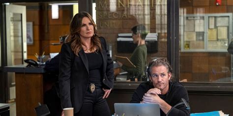 Is Law Order Svu Streaming How To Watch Season Of The Hit