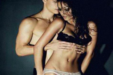 7 Amazing Sex Positions That Will Stimulate Your Boobs YourTango