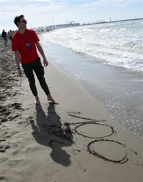 Maturità Il rito dei 100 giorni Festa in spiaggia per trentamila