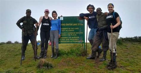 Von Kigali Aus Bisoke Wanderung Volcanoes National Park Mit