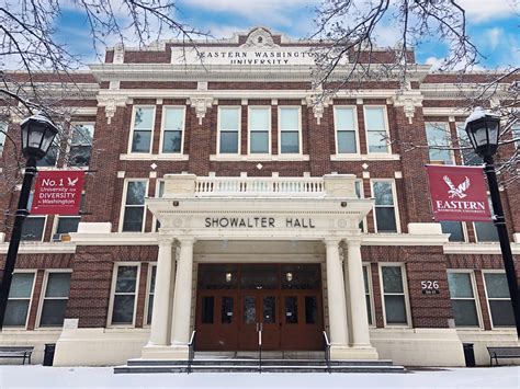 Beautiful Winter Scenery on the Eastern Washington University Campus ...