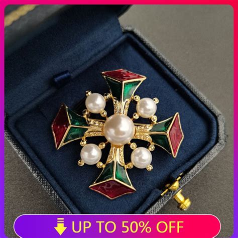 Vintage Baroque Enamel Pearl Brooches Retro Court Cross Brooch Pin For