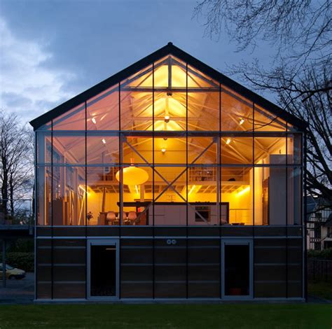 Modern Eco Home - a Livable Sustainable Greenhouse in Belgium