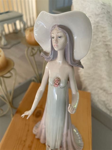 1983 Lladro Daisa Figurine Porcelain The Etsy