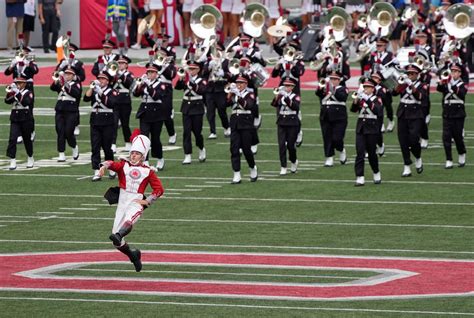 The Ohio State University Marching Band honors Frank Sinatra at ...