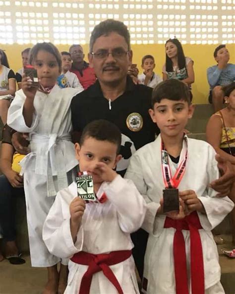 Academia De Karatê Santanense Conquistou 17 Medalhas Na Copa Estadual