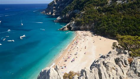 Cala Sisine Foto Come Arrivare E Hotel Nei Dintorni Sardiniabella