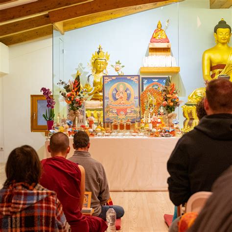 Aproximación a Guru Sumati Buda Heruka Meditacio budista a Barcelona