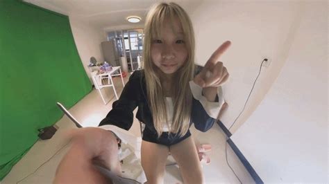 Watch K Yuanyuan Barefoot Crush Vr Porn Video Nudespree