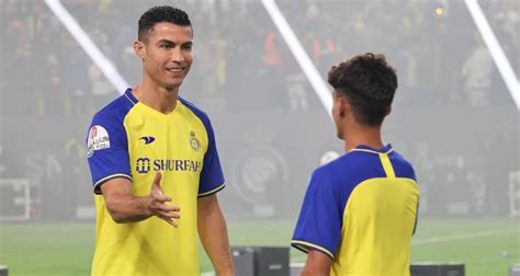 Al Nassr Première Distinction Pour Cristiano Ronaldo En Arabie Saoudite