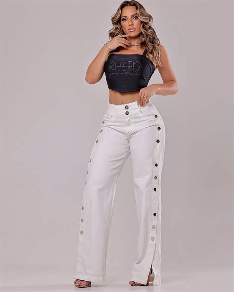 CALÇA JEANS MODELADORA WIDE LEG LATERAIS ABERTAS BOJO Jeans