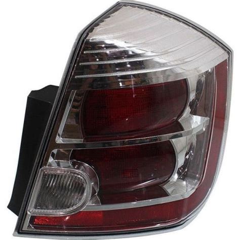 Sell New Ni Fits Nissan Sentra Rear Right Tail Light