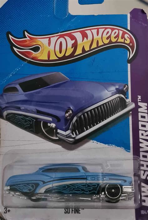 Embalagem Danificada Hot Wheels Showroom So Fine Universo Hot Wheels