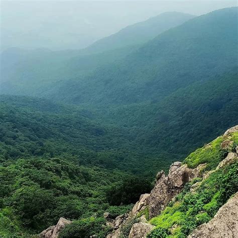 Parasnath Hills The Highest Peak Of Jharkhand Peak Hills Beautiful