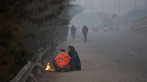 Cold Wave Continues In Punjab And Haryana Bathinda Shivers At Minus 0 2 Degree Celsius India