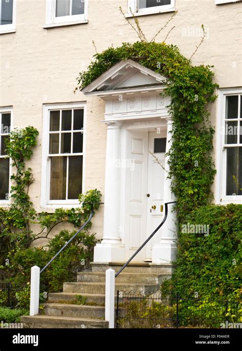 Georgian House Front Door Steps Hi Res Stock Photography And Images Alamy