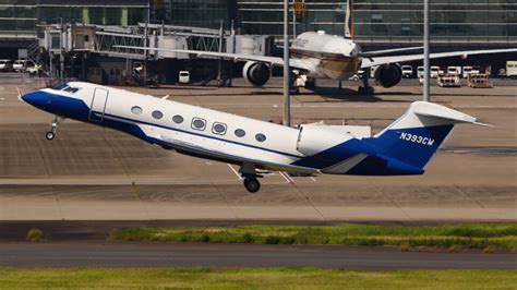 ユタ銀行 Gulfstream G400 G500 G600 G VII N393CW 羽田空港 航空フォト by モモロウさん 撮影