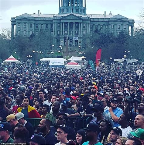 Getting Lit Stoners Around The Us And Canada Celebrate The Biggest 420