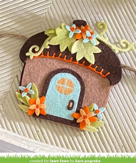 Kara Lynne S Card Designs Acorn House Felt Banner And Matching Card