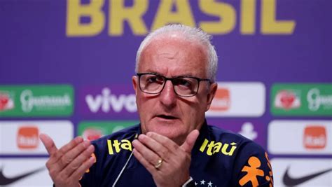 Dorival convoca 23 jogadores para Copa América veja lista