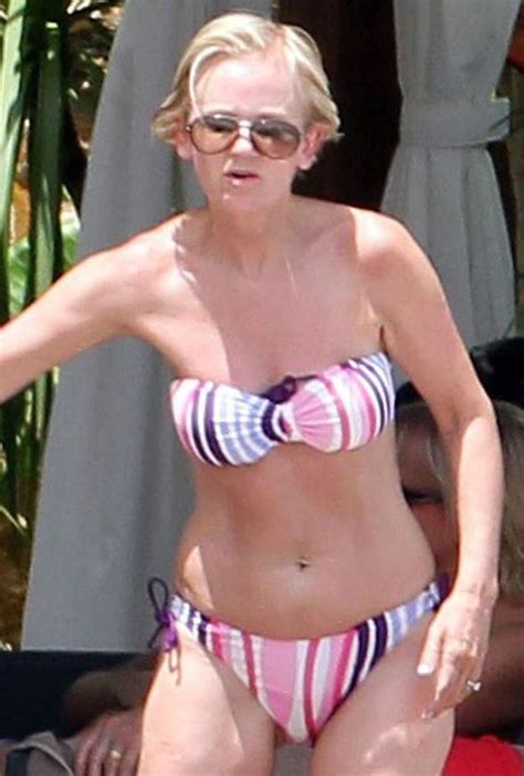 Loose Women Star Lisa Maxwell Shows Off Her Enviable Bikini Body In