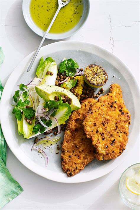 This Easy Chicken Schnitzel Recipe Only Takes 15 Minutes To Bake In The Oven Schnitzel Recipes