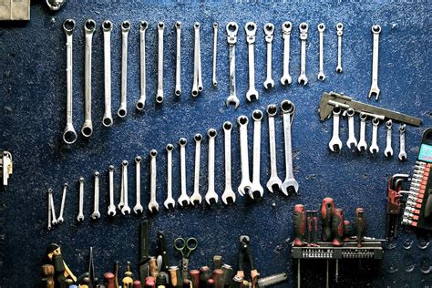 How to Organize Tools in Your Small Workshop - Alosatech Inc.