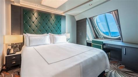 Singapore Cruise Rooms / Cruise Rooms Suites Voyager Of The Seas Royal ...