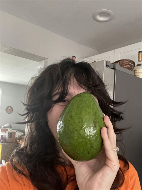 Giant avocado! : r/HumanForScale