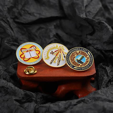 No Mold Fee Manufacturer Enamel Hat Pins Badges Round Button Pin Design