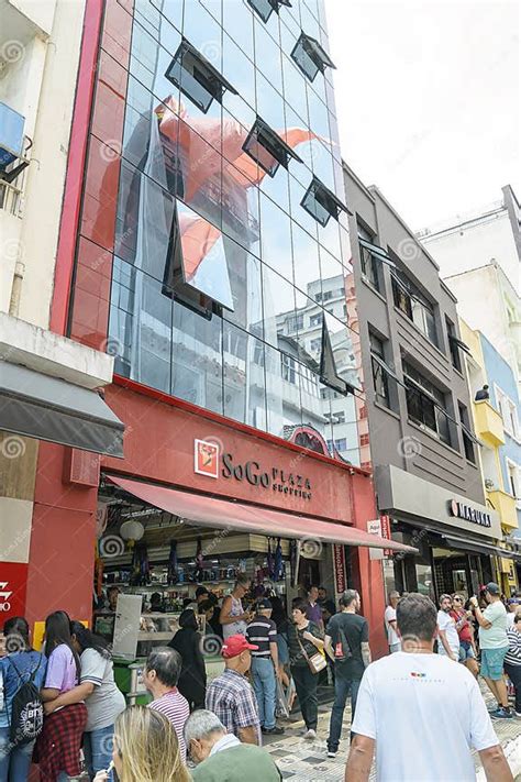 Imagens De Sogo Plaza Shopping - SoGo Plaza Shopping editorial photography. Image of place - 167226412