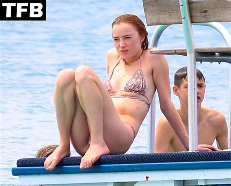 Phoebe Dynevor Phoebedynevor Nude OnlyFans Photo 98 The Fappening Plus