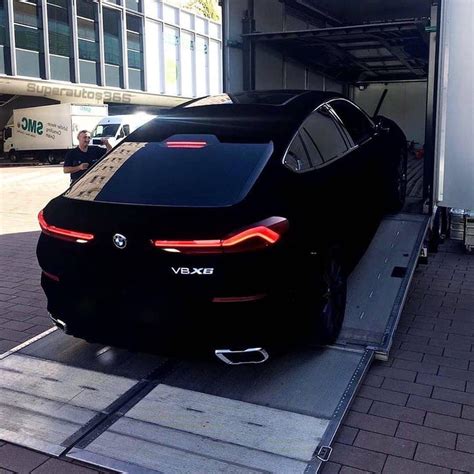 Najczarniejszy Z Czarnych Bmw X Pomalowany Farb Vantablack