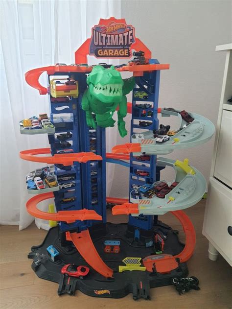 Hot Wheels Ultimate Garage Mit T Rex Kaufen Auf Ricardo