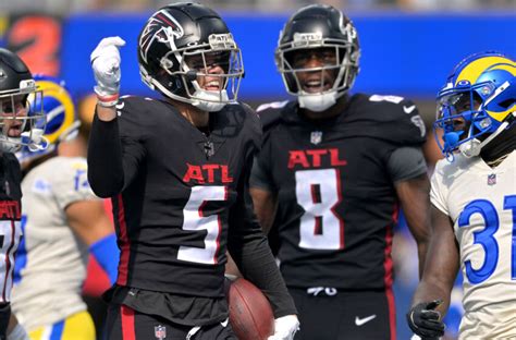 Atlanta Falcons: Kyle Pitts is actually having a successful season