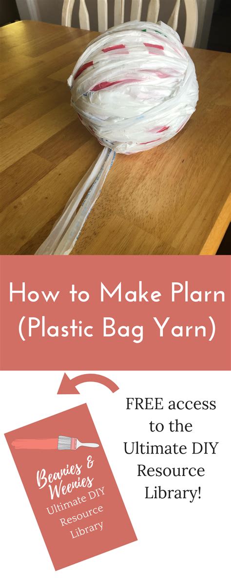 How To Make Plarn Plastic Bag Yarn Plastic Bag Crafts Plastic Bag