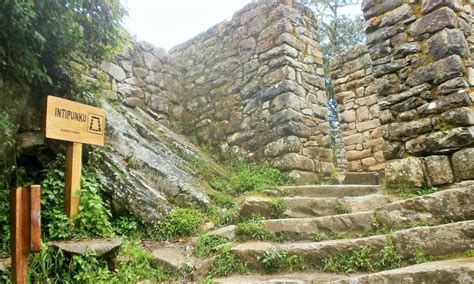 Intipunku O Puerta Del Sol En Machu Picchu