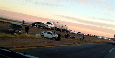 Volcadura En El Kilómetro 271 En La Carretera Juárez Chihuahua Un