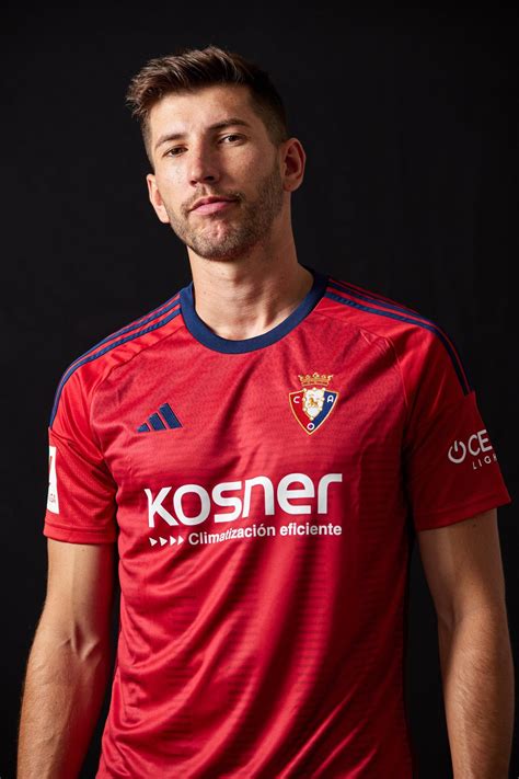 Fotos De Las Nuevas Camisetas De Osasuna Para La Temporada 2023 2024