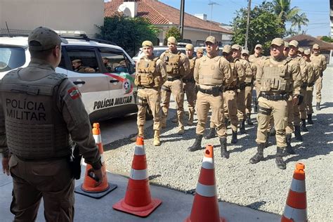 Após aumento de homicídios PM realiza operação no bairro Jardim