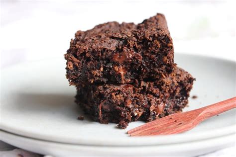 Brownie fit de feijão sem glúten lactose e vegano Danielle Noce