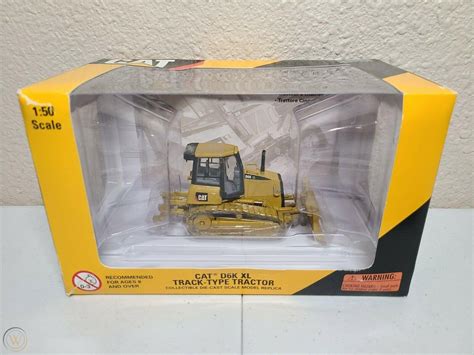 Caterpillar Cat D K Xl Dozer With Ripper Norscot Scale Model