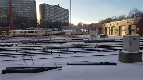 Ttc Subway Davisville Station Toronto Ttc Subway