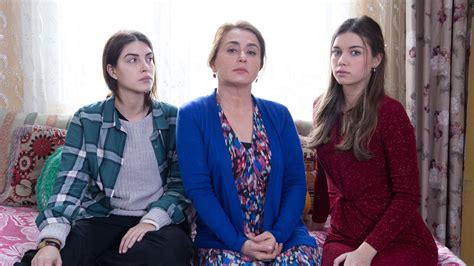 Filmes E Programas De Tv De Afra Saraçoğlu - Especial | 3 papéis que marcaram a carreira de Afra Saraçoğlu ...