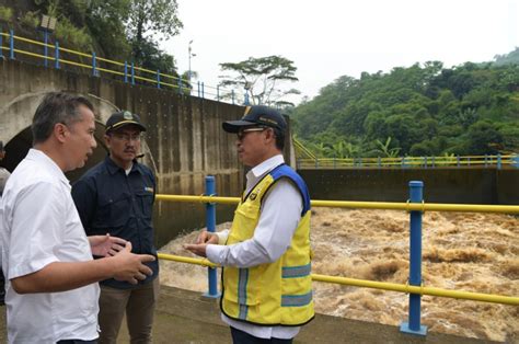 Kepala BBWS Citarum Banjir Di Kawasan Andir Baleendah Dan