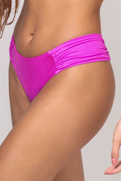 Calcinha De Biqu Ni Noronha Texturizada Rosa Pink Ilha Bikini