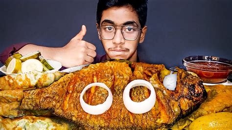 Whole Spicy Big Fish Fryfish Curryegg Frytomatoricegreen Chili