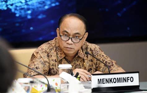 News Menteri Budi Arie Kominfo Putus Akses Juta Konten Pornografi