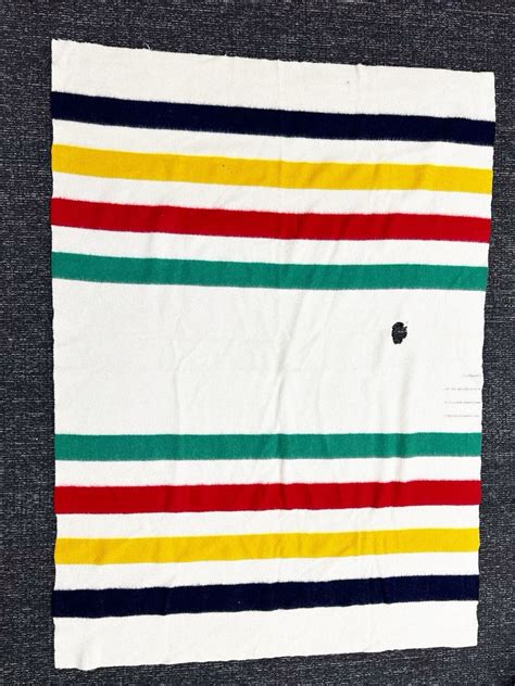 Vintage Rare 3 12 Point Hudson Bay 100 Wool Made In England Blanket