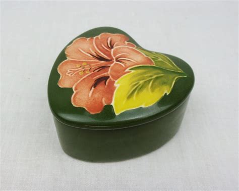 Moorcroft Hibiscus Pattern Heart Shaped Trinket Box Sally Antiques